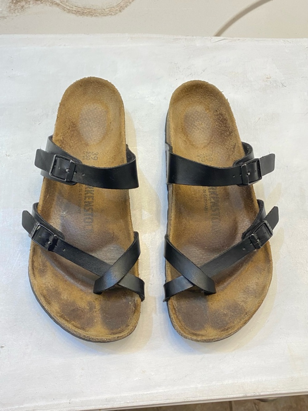 Birkenstock Mayari Size 39,Women Size 8, Men’s Size 6 good condition